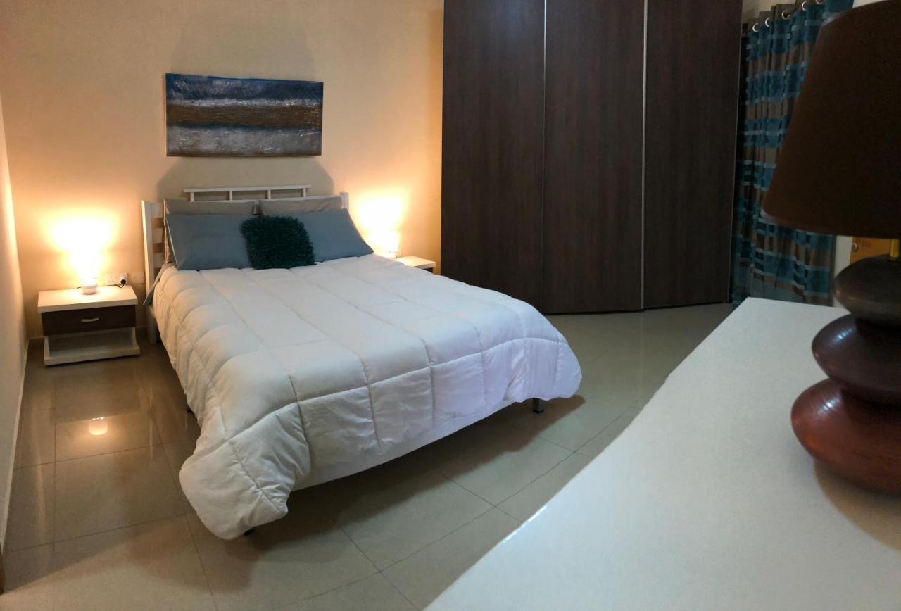 The Village Apartment 2 Kirkop Экстерьер фото